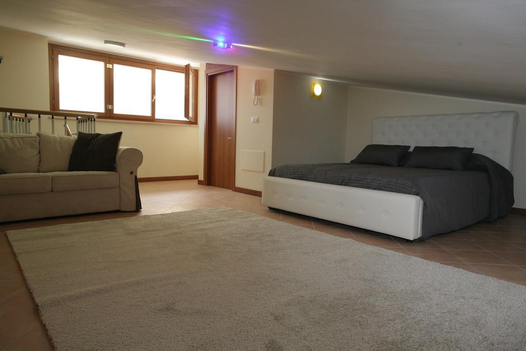 Suite Andrea Fiumicino Cameră foto