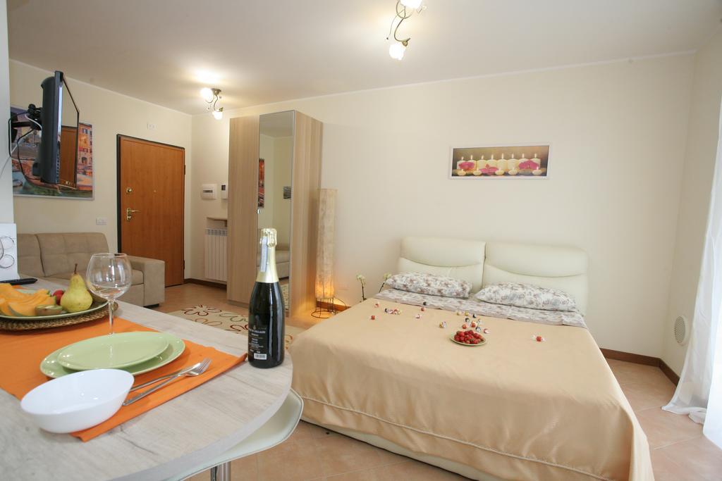 Suite Andrea Fiumicino Cameră foto